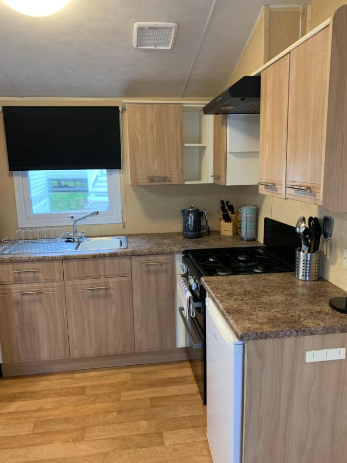 Newquay Bay Porth Caravan Hotel ภายนอก รูปภาพ
