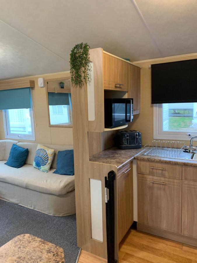 Newquay Bay Porth Caravan Hotel ภายนอก รูปภาพ