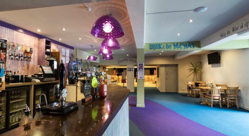 Newquay Bay Porth Caravan Hotel ภายนอก รูปภาพ