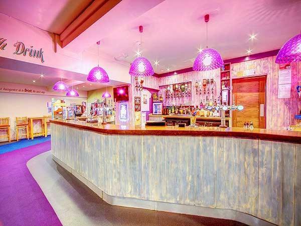 Newquay Bay Porth Caravan Hotel ภายนอก รูปภาพ