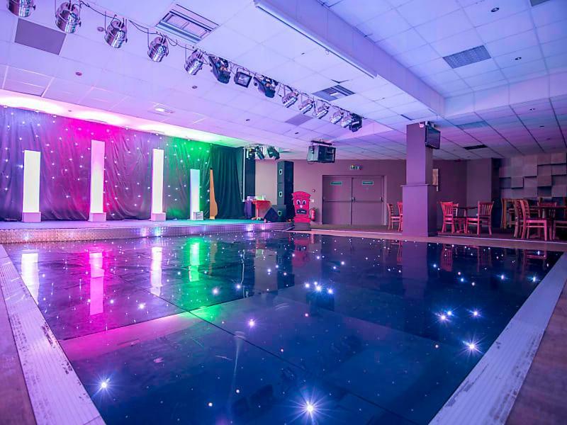 Newquay Bay Porth Caravan Hotel ภายนอก รูปภาพ